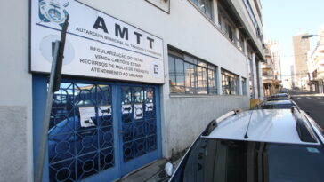 Fachada do prédio da AMTT em Ponta Grossa