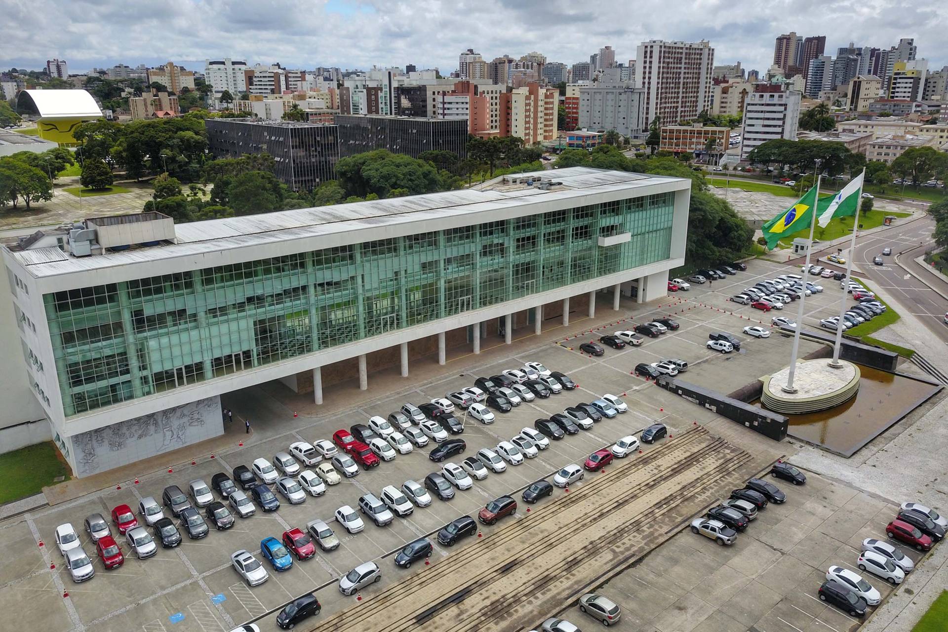 Foto aérea do Palácio Iguaçu, em Curitiba