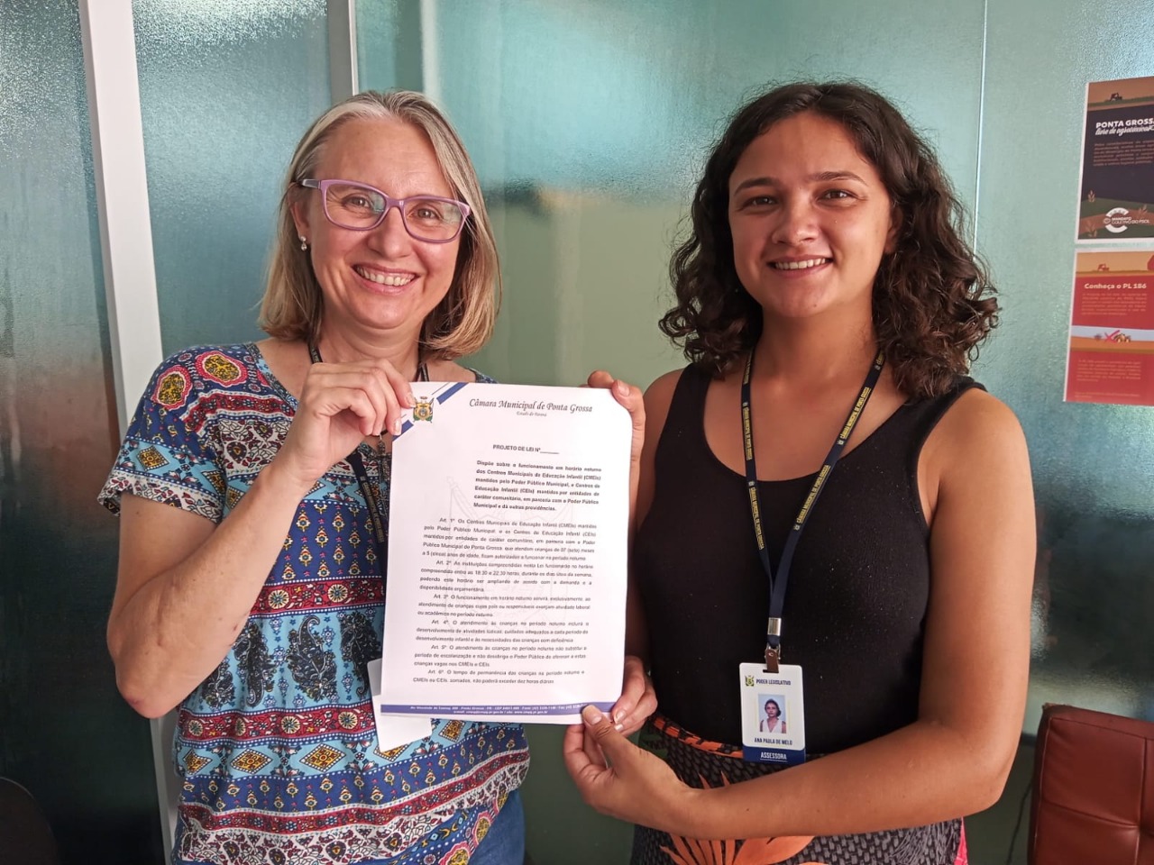 A vereadora de Ponta Grossa, Josi do Coletivo e a covereadora, Ana Paula de Melo