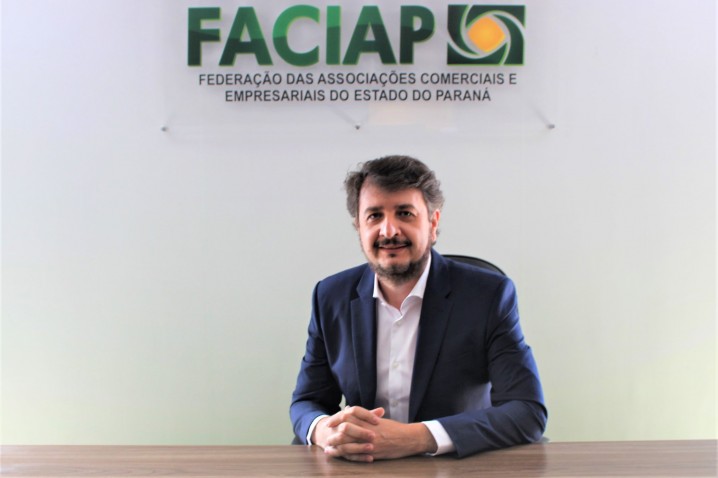 Foto do presidente da Faciap, Fernando Moraes.