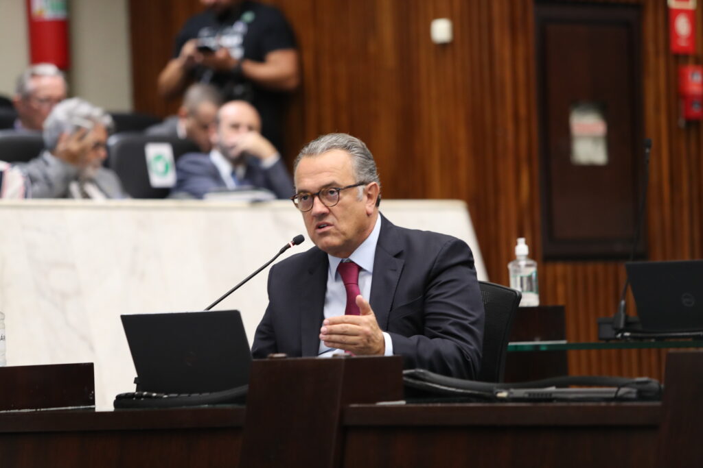Deputado estadual Plauto Miró Guimarães