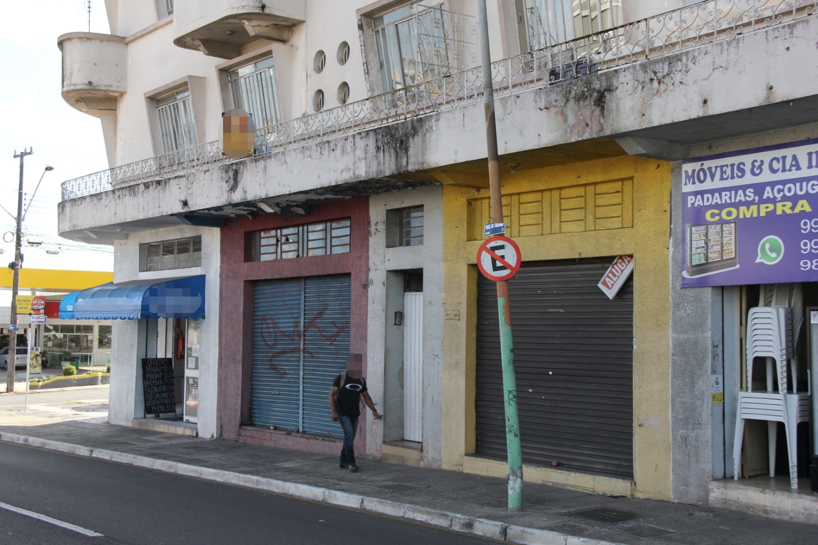 Foto da fachada do Edifício Neudes Calixto, em Ponta Grossa