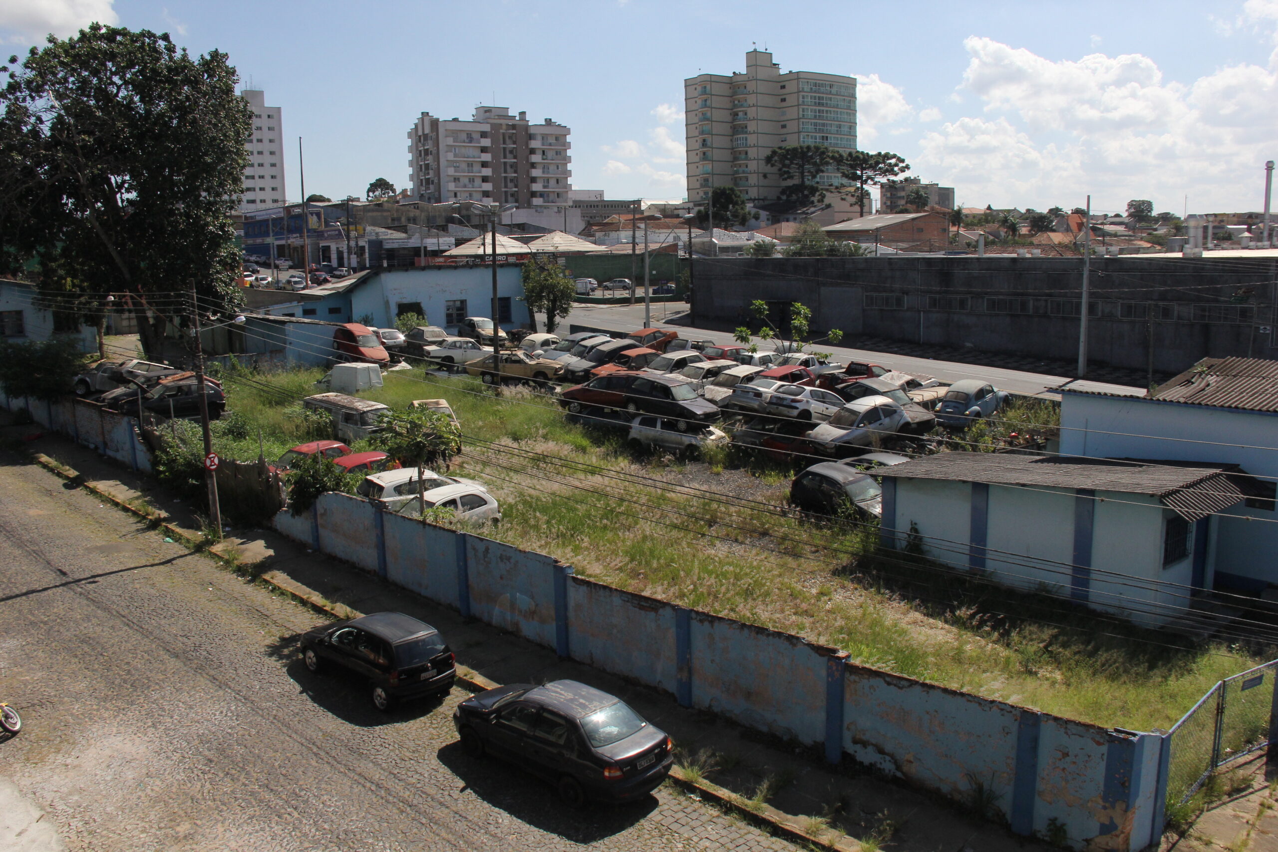 Suspeito é preso com peças furtadas de pátio da prefeitura