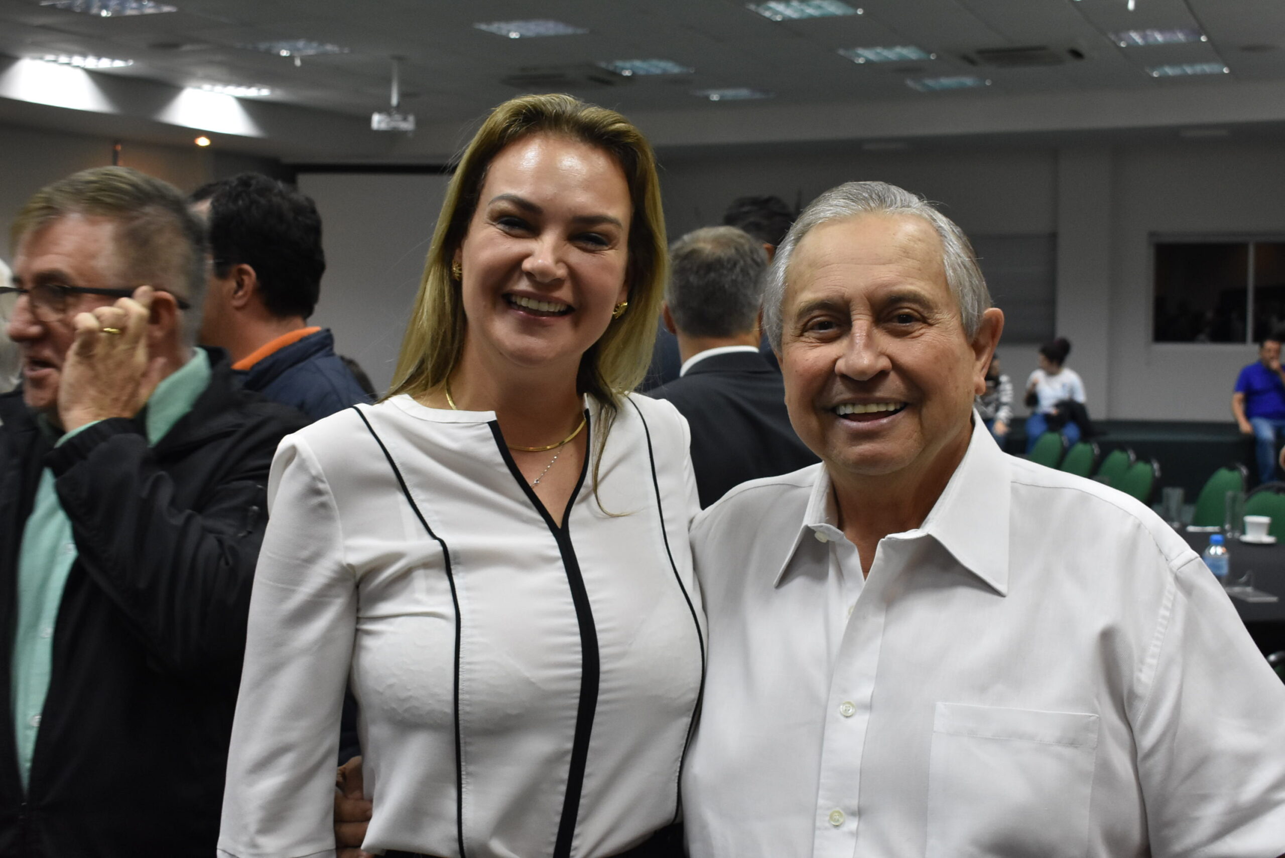 Foto de Giorgia Bin Bochenek e Douglas Taques Fonseca