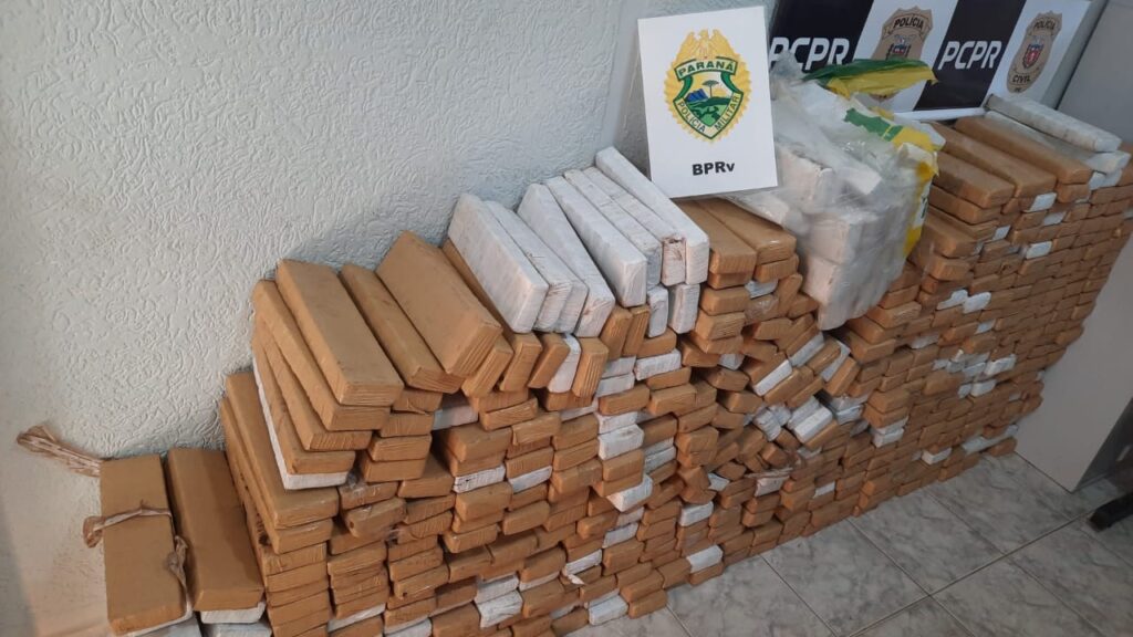 PRE apreende quase meia tonelada de maconha na região 