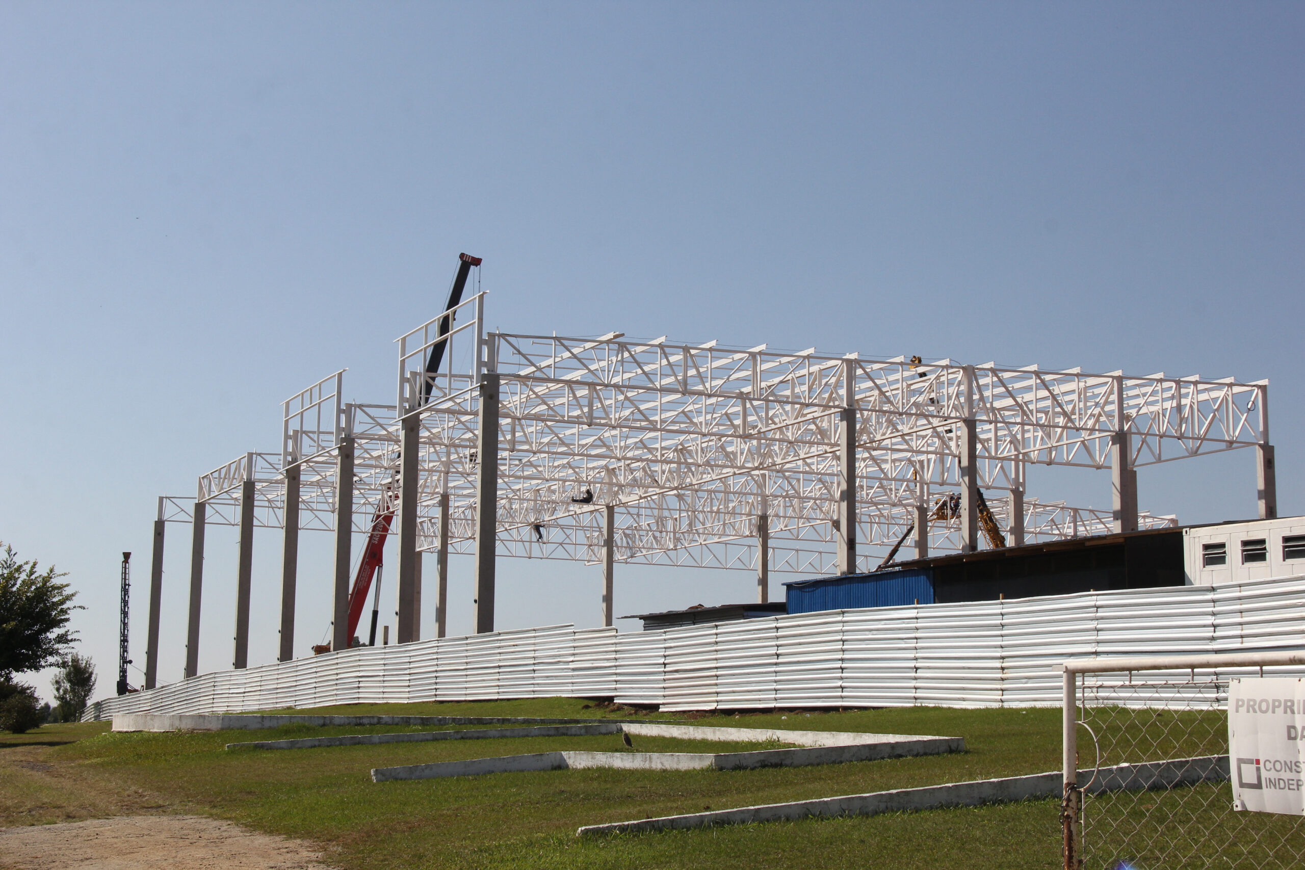 Foto da obra do Max Atacadista no Jardim Carvalho