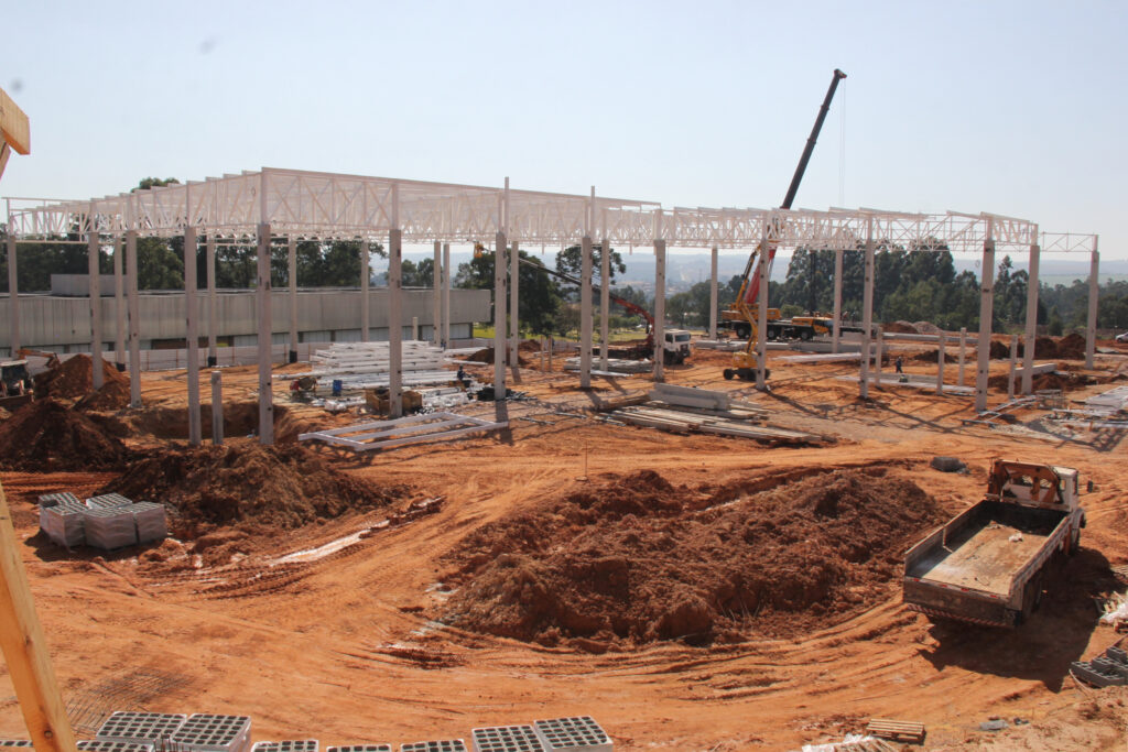 Foto da obra do Max Atacadista no Jardim Carvalho