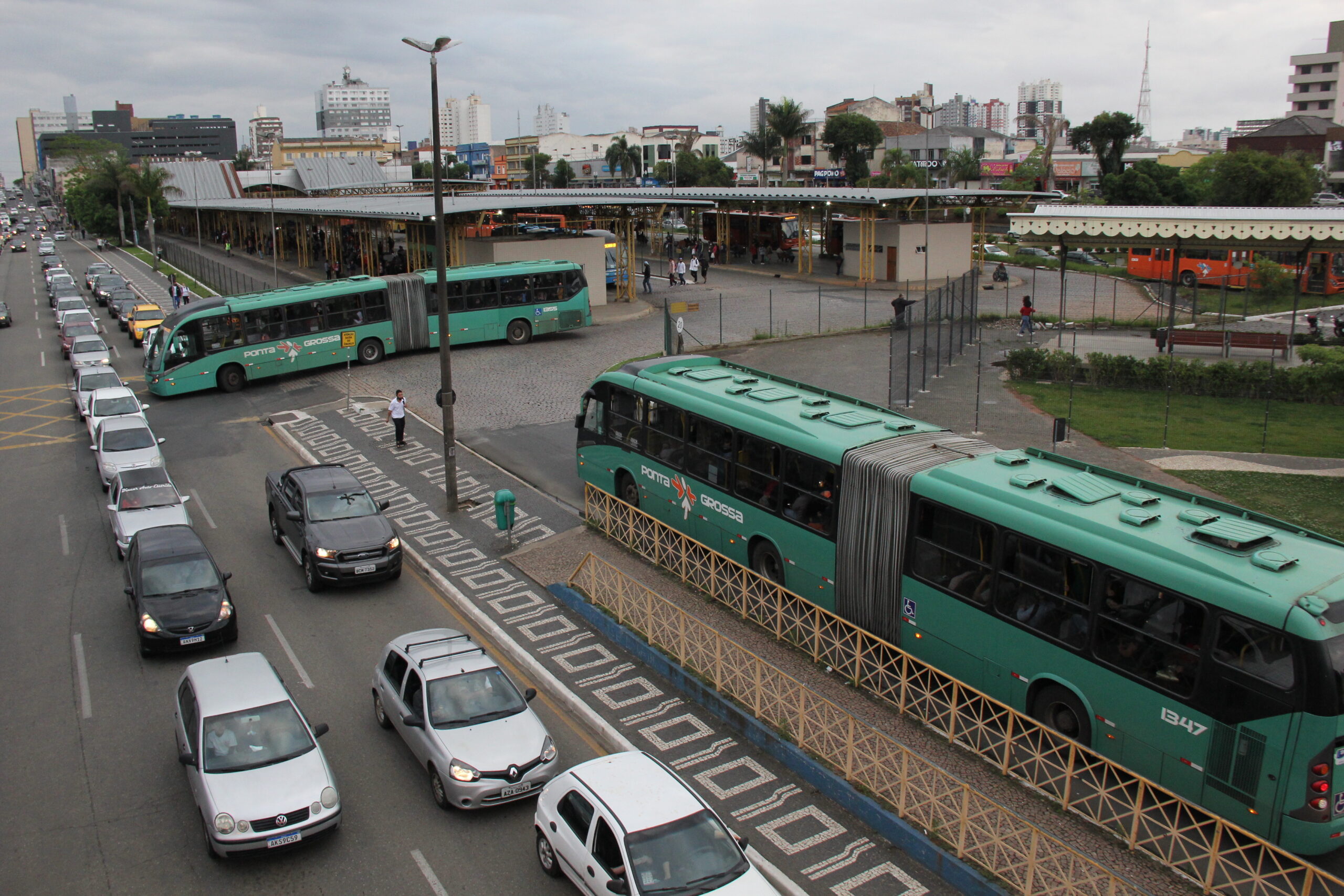 Foto do terminal central de Ponta Grossa