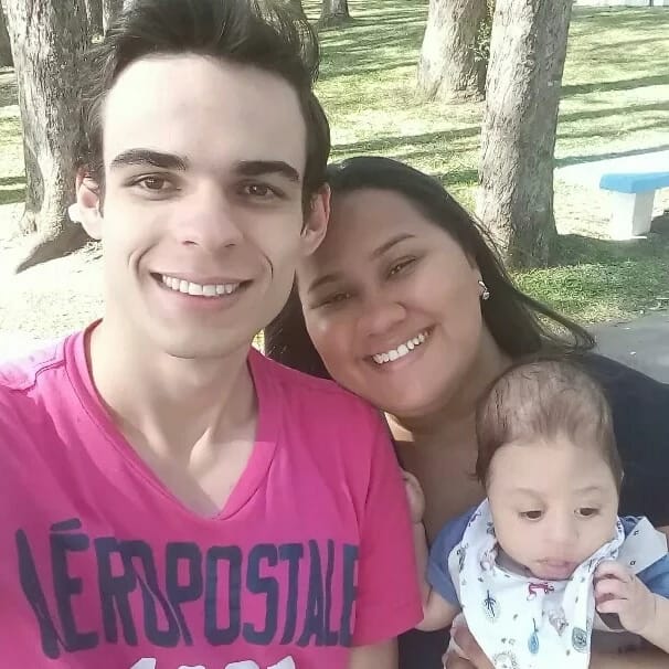 Família de PG pede ajuda para cirurgia em crânio de bebê