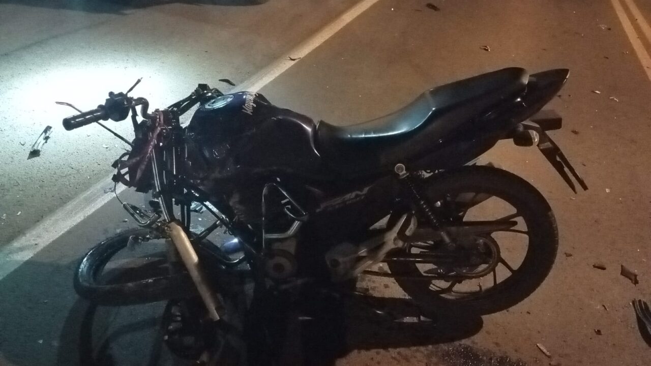 Motociclista de 28 anos morre após bater em caminhonete na PR-170