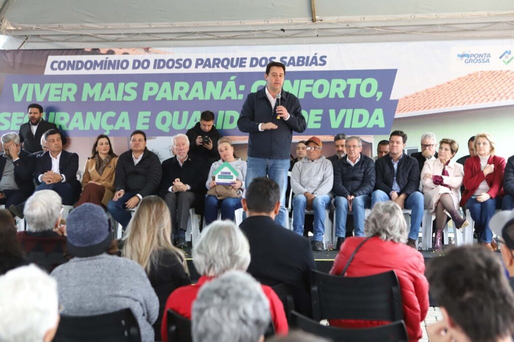 Entrega do Condomínio do Idoso, em Ponta Grossa