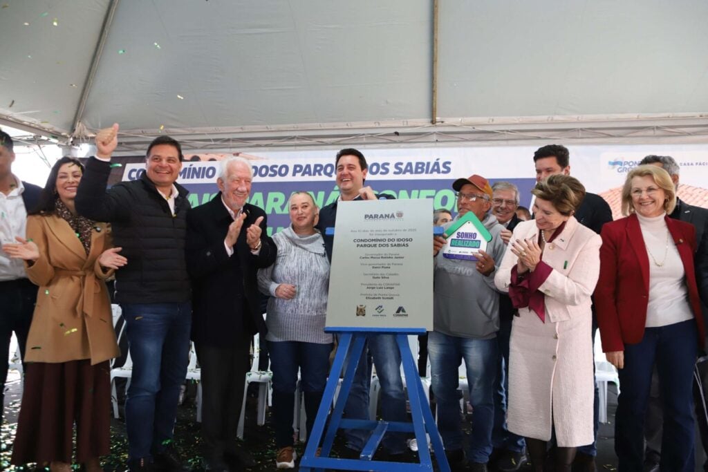 Entrega do Condomínio do Idoso, em Ponta Grossa