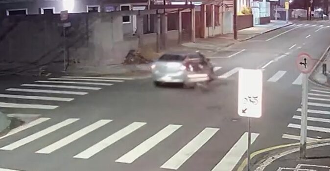 Acidente moto e carro