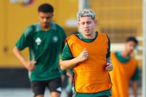 Jogador Alison Matheus, do Sharjah-EAU, em treinamento