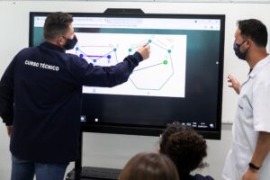 Com o novo modelo de educação e ensino, Senai no Paraná está com matrículas abertas (crédito da foto: Gelson Bampi)