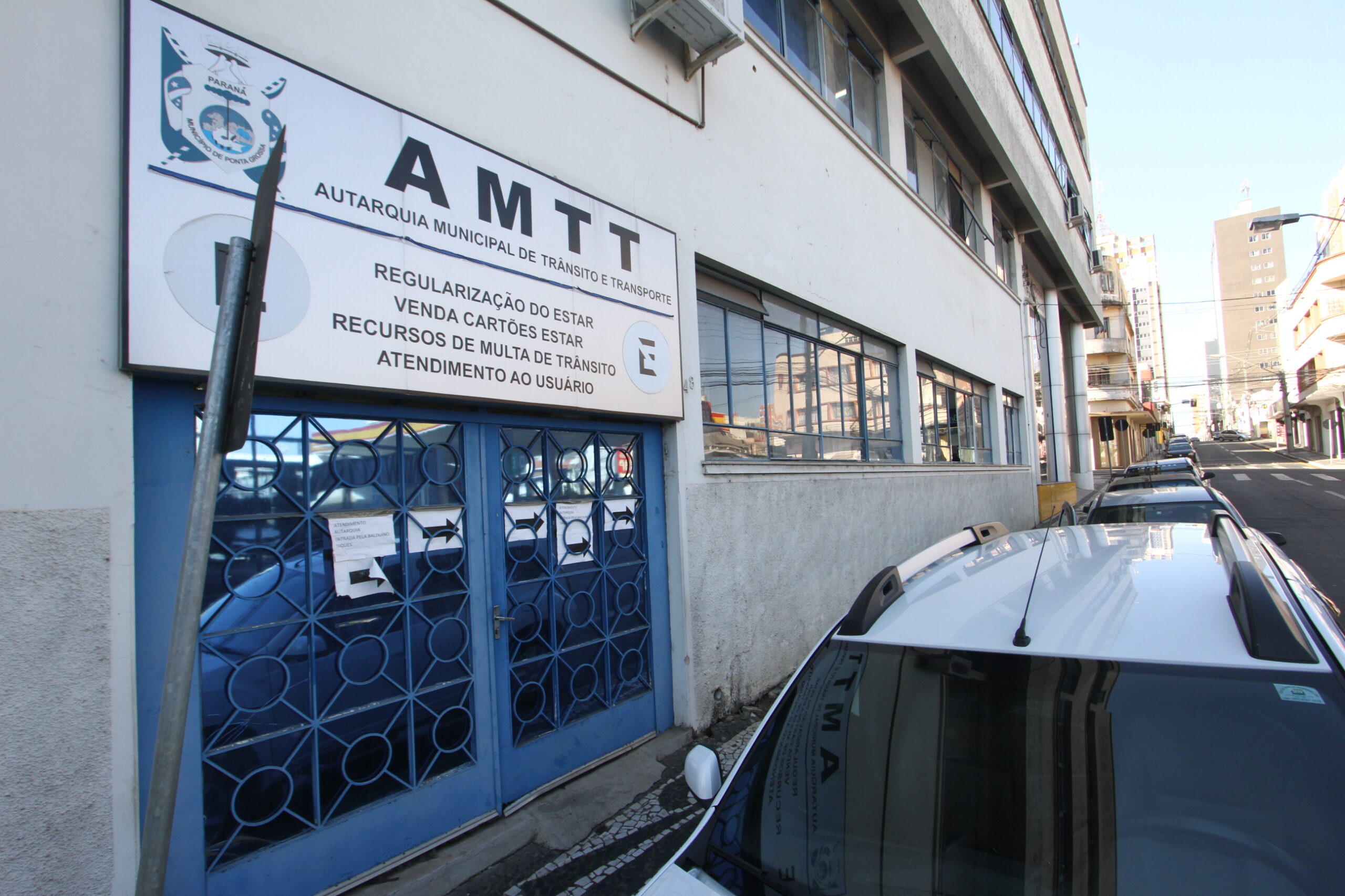 Fachada do prédio da AMTT em Ponta Grossa