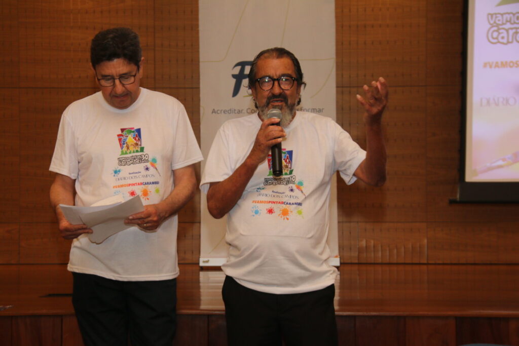 Wilson Oliveira e Ademir Paixão, no lançamento do Vamos Pintar Carambeí