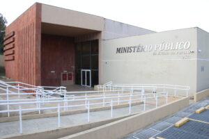 Fachada do Ministério Público em Ponta Grossa
