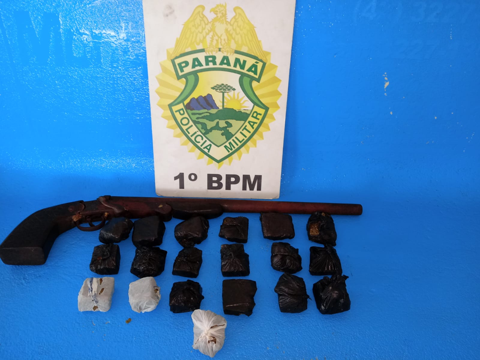 Adolescentes são apreendidos por tráfico de drogas em PG