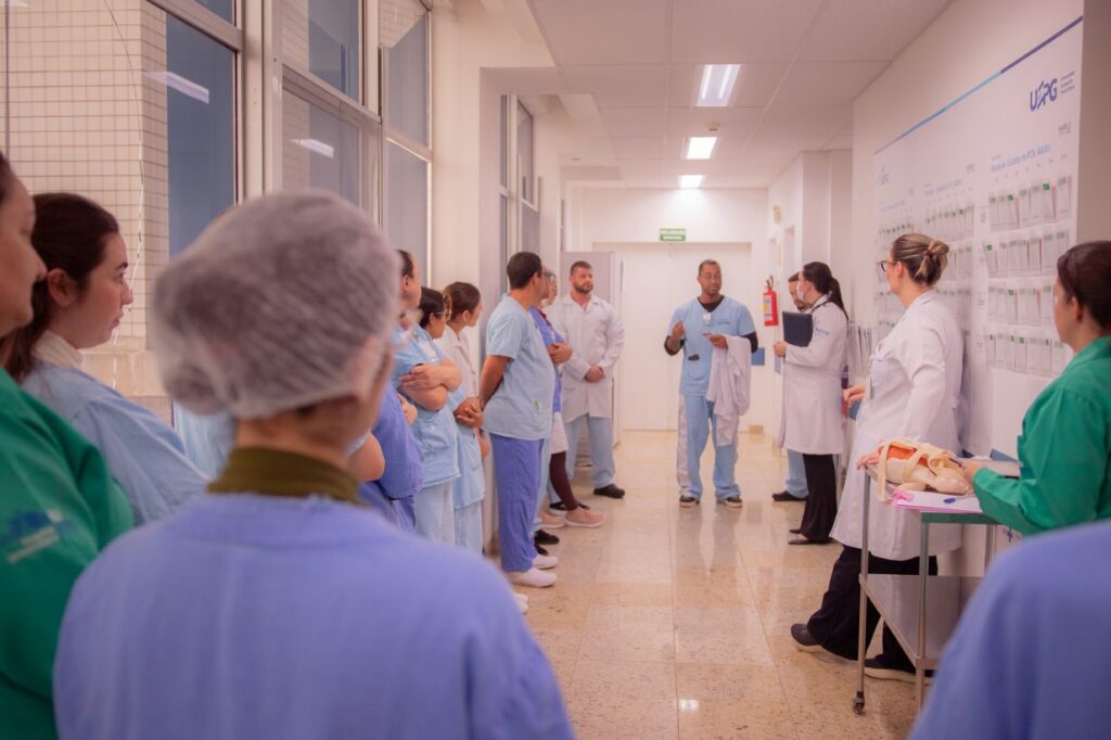 Equipe hospital HU-UEPG
