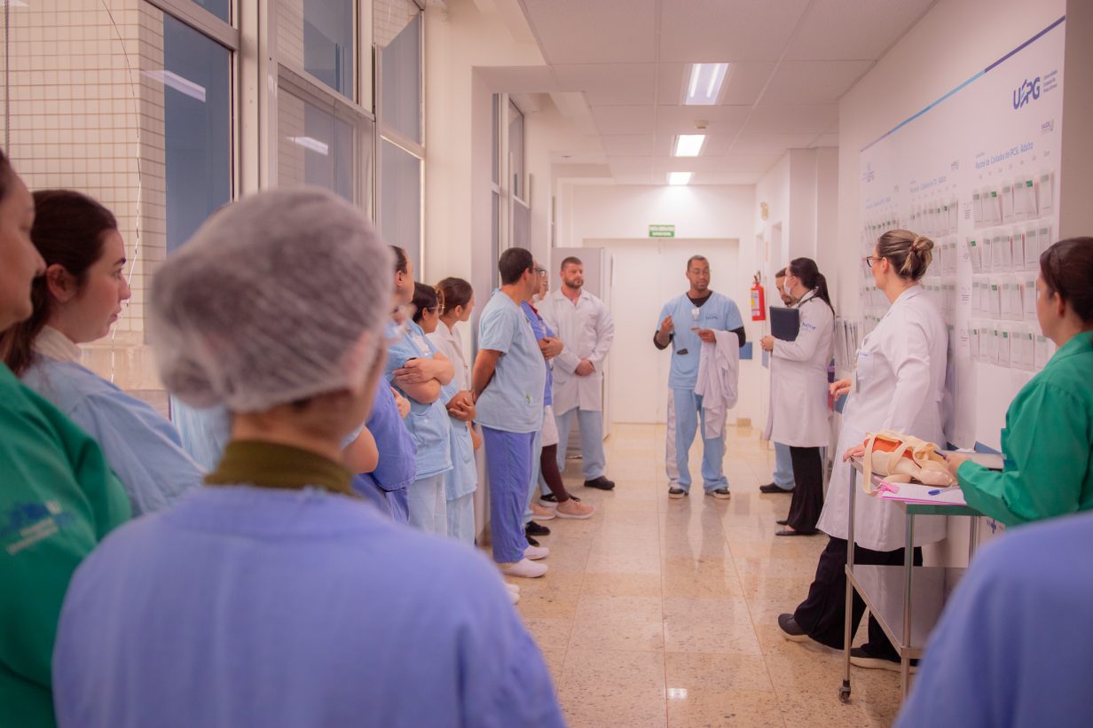 Equipe hospital HU-UEPG