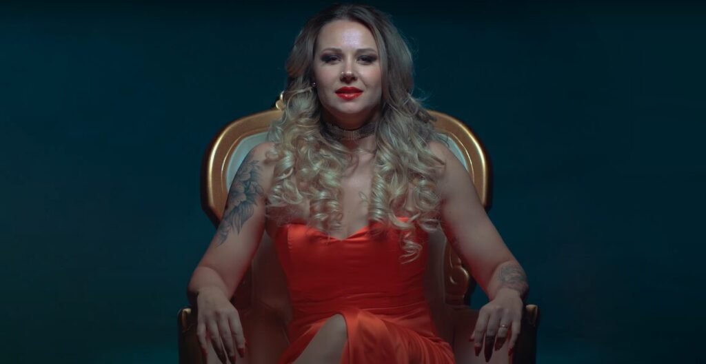 Carol Muniz, do Feminejo de PG