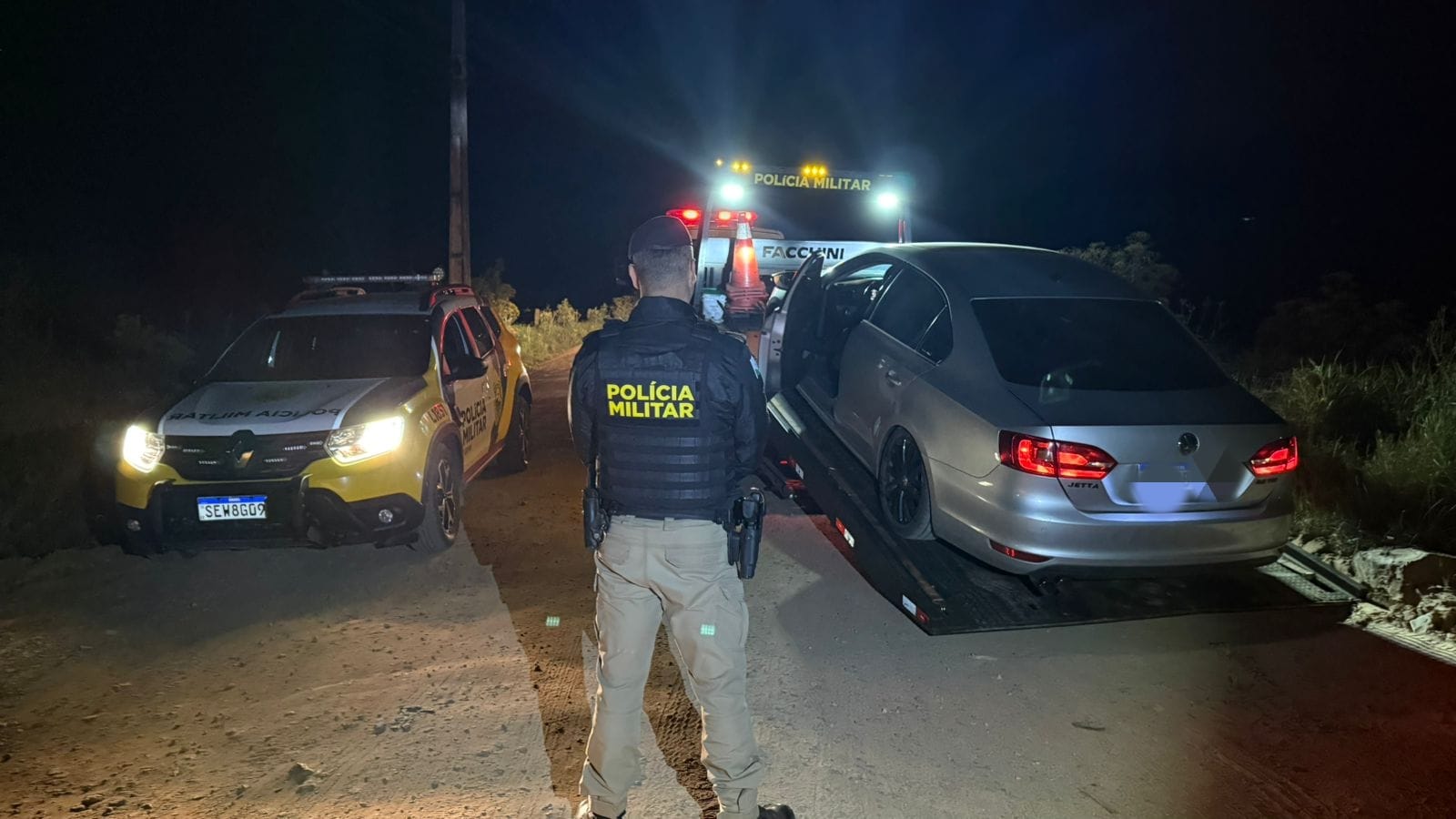 Carro recuperado em Piraí do Sul