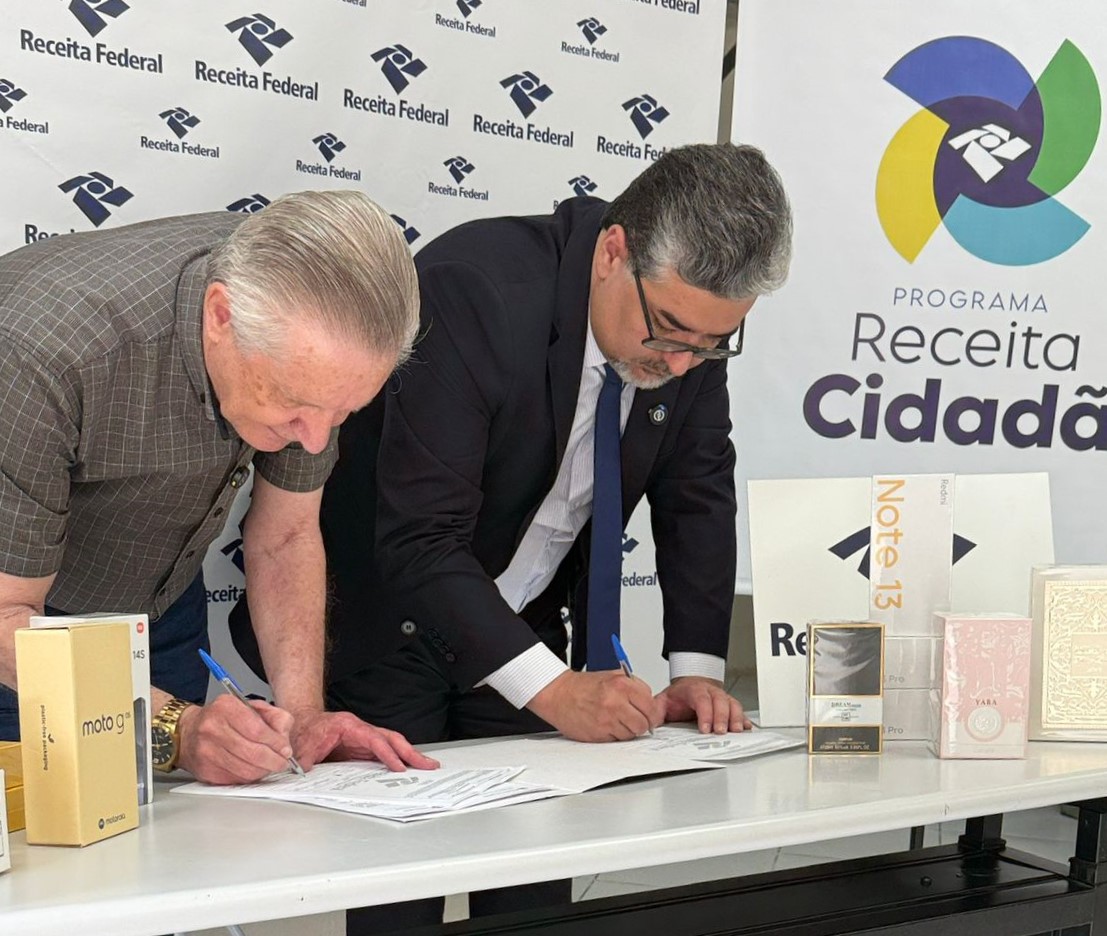 Assinatura de doação de produtos apreendidos