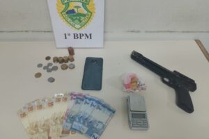 Drogas e arma