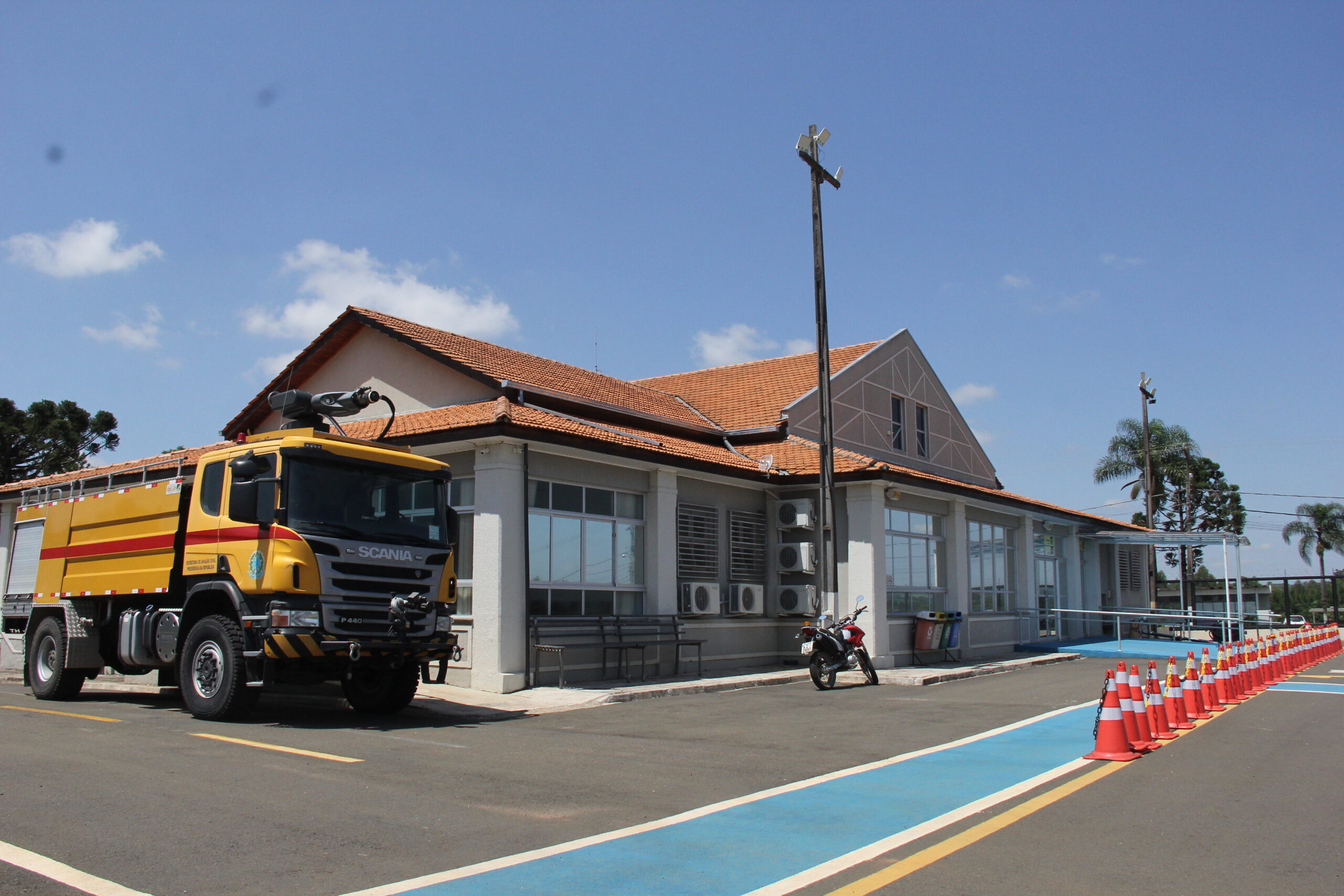 Foto de obras no aeroporto de Ponta Grossa