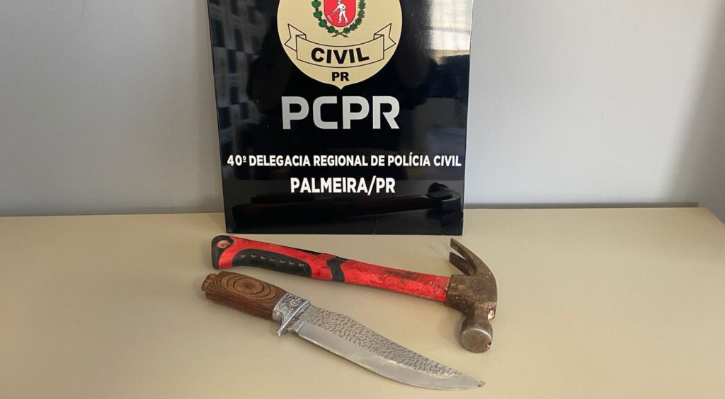 Segundo a polícia, suspeito usou martelo e faca na tentativa de feminicídio