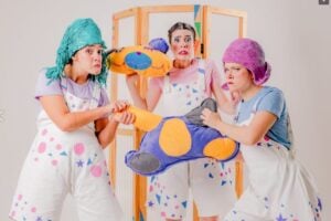 Cena de “Ora Bolas, Clarinha e Suas Histórias”