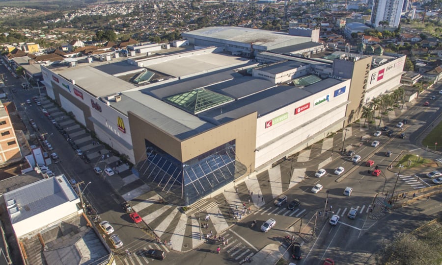 Foto aérea do Shopping Pallasium, de Ponta Grossa