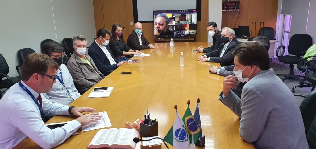 Foto da formação do comitê de transparência de PG