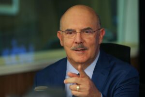 Foto do Ministro da Educação, Milton Ribeiro