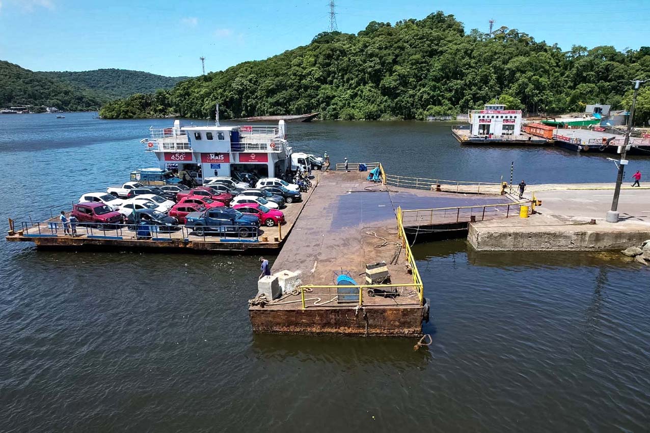 Foto do ferry boat de guaratuba