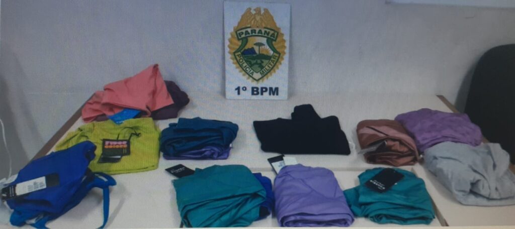 Homem é preso com roupas de academia furtadas de loja