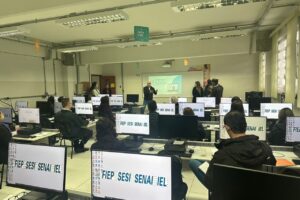 Emprega Senai, plataforma industrial