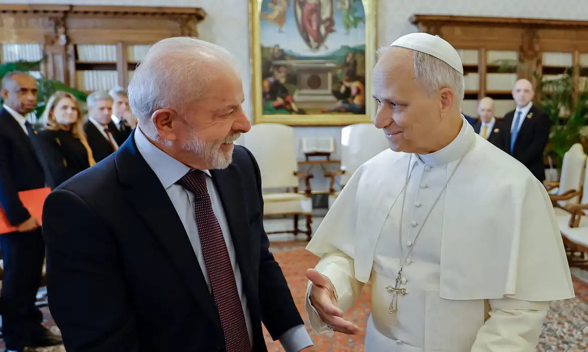 Primeiro encontro entre o presidente da República Lula e o Papa Leão XIV
