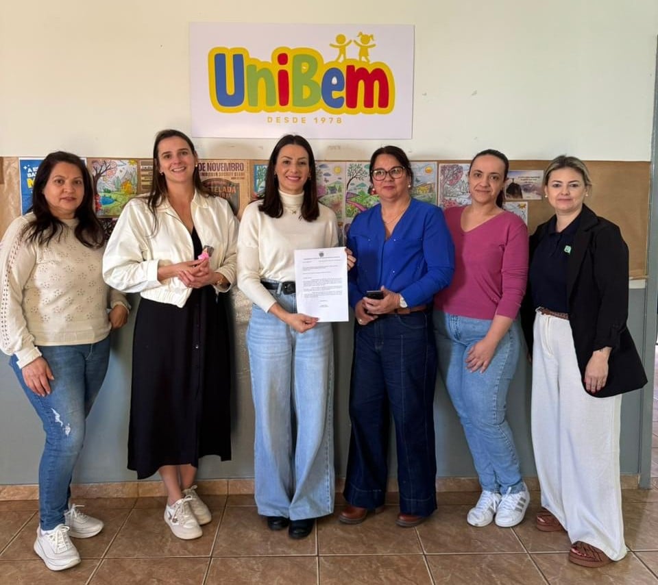 Deputada Mabel Canto entrega recursos em Imbituva
