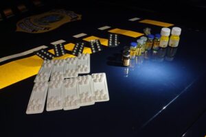 Medicamentos ilegais apreendidos pela PRF
