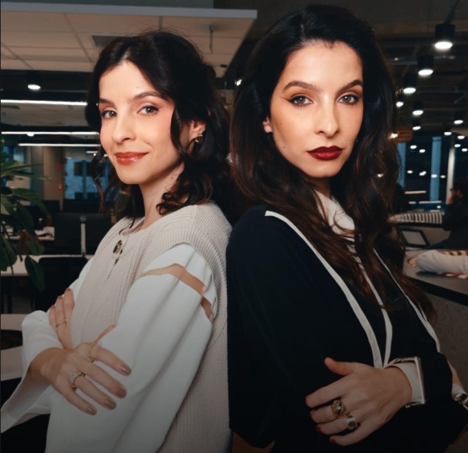 Michelle e Giselle Batista, apresentam novela vertical no Congresso
