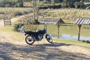 Polícia Civil e GCM de Sengés frustram ação de golpista e recuperam moto