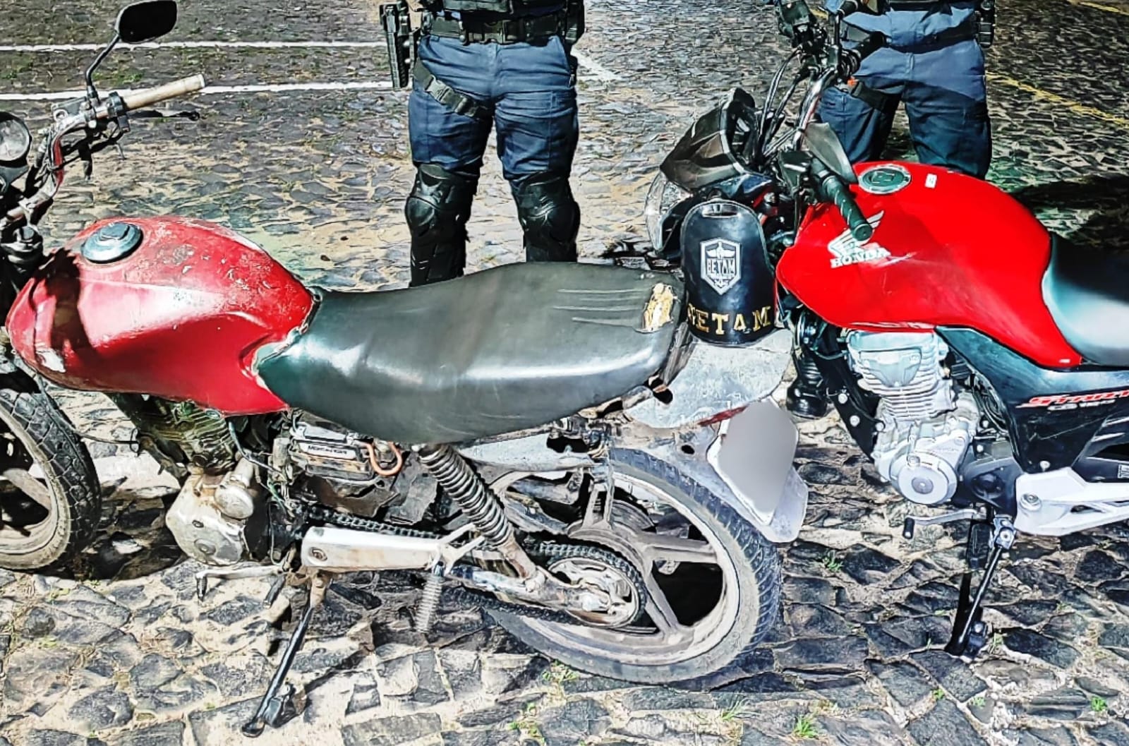 Motos que atropelaram o menino