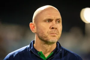 Técnico Mozart, que não permanecerá no Coritiba