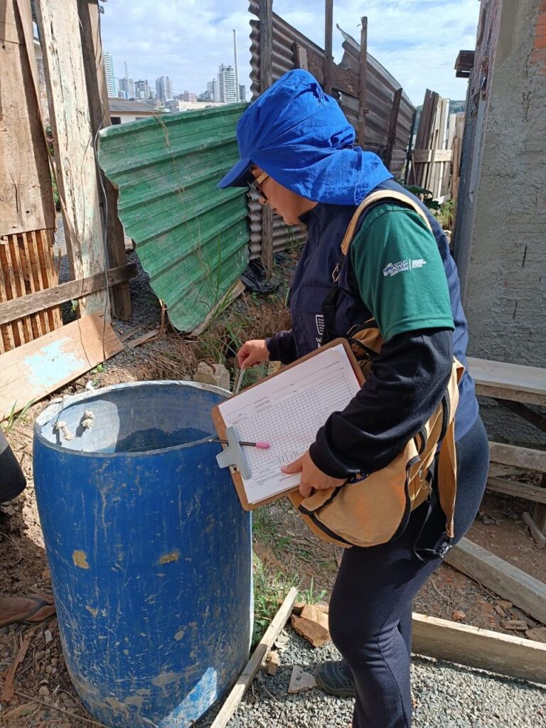 Combate à dengue em PG