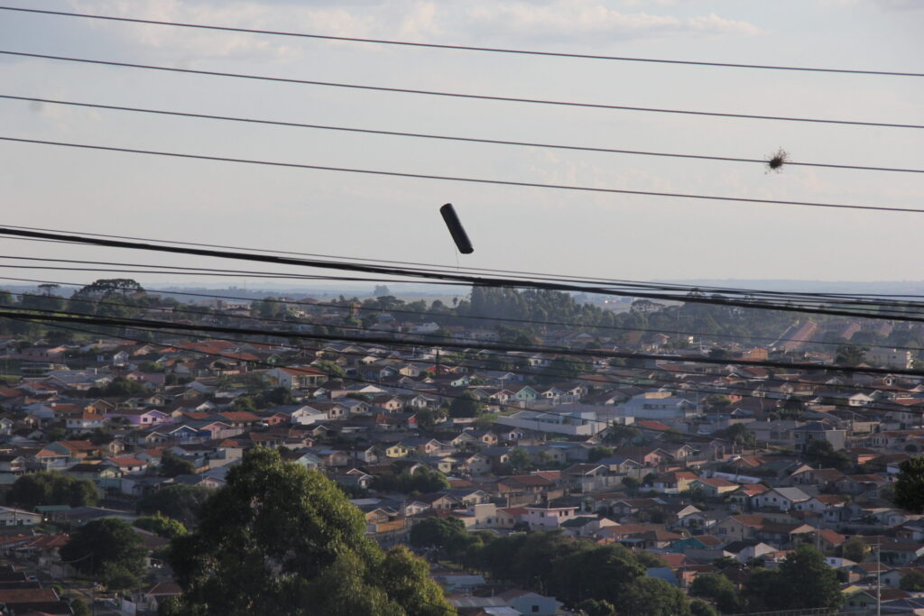 Foto de objeto voador no céu de Ponta Grossa