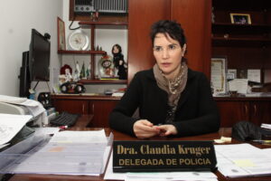 Claudia_Kruger_delegada_delegacia_mulher
