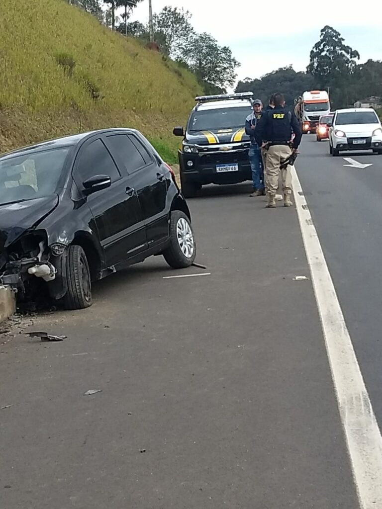 Casal de idosos morre em acidente na região