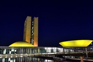 Foto noturna do Congresso Nacional